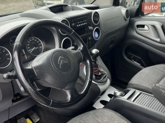 Синій Сітроен Берлінго, об'ємом двигуна 1.6 л та пробігом 198 тис. км за 10000 $, фото 3 на Automoto.ua