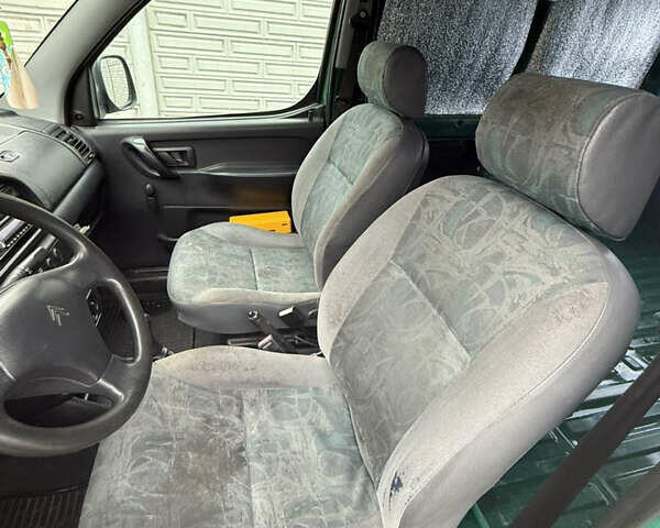 Зеленый Ситроен Берлинго, объемом двигателя 1.9 л и пробегом 350 тыс. км за 1750 $, фото 2 на Automoto.ua