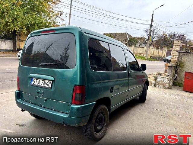 Зеленый Ситроен Берлинго, объемом двигателя 1.4 л и пробегом 234 тыс. км за 1350 $, фото 3 на Automoto.ua