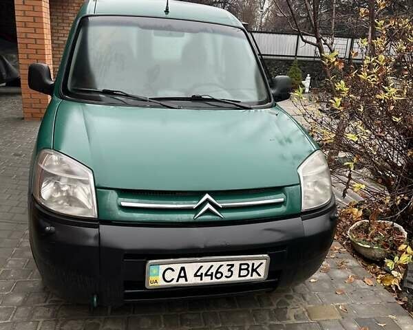 Зеленый Ситроен Берлинго, объемом двигателя 1.6 л и пробегом 200 тыс. км за 3800 $, фото 2 на Automoto.ua