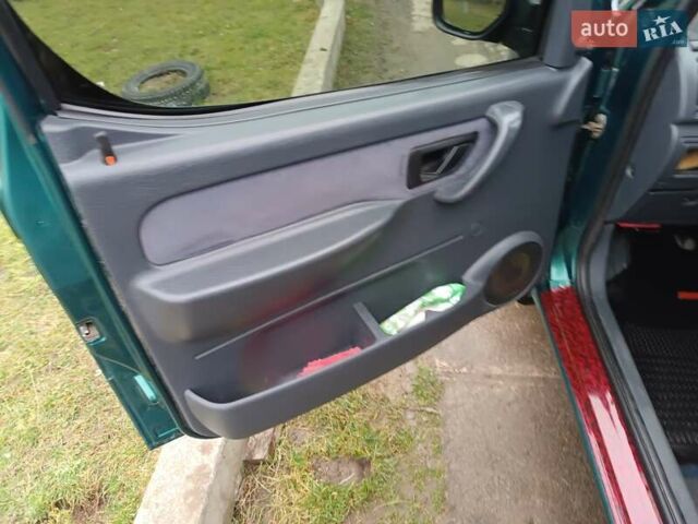 Зелений Сітроен Берлінго, об'ємом двигуна 1.9 л та пробігом 292 тис. км за 3900 $, фото 9 на Automoto.ua