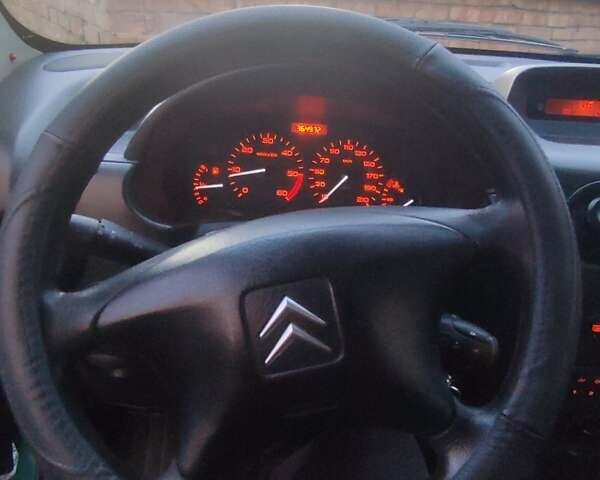 Зеленый Ситроен Берлинго, объемом двигателя 1.9 л и пробегом 365 тыс. км за 3850 $, фото 10 на Automoto.ua