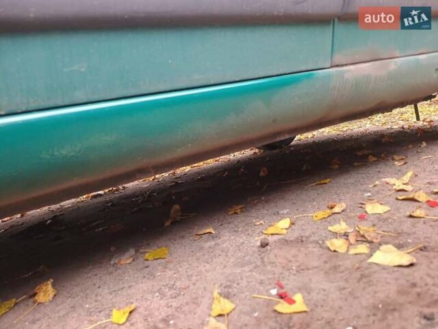 Зеленый Ситроен Берлинго, объемом двигателя 1.4 л и пробегом 371 тыс. км за 2900 $, фото 5 на Automoto.ua