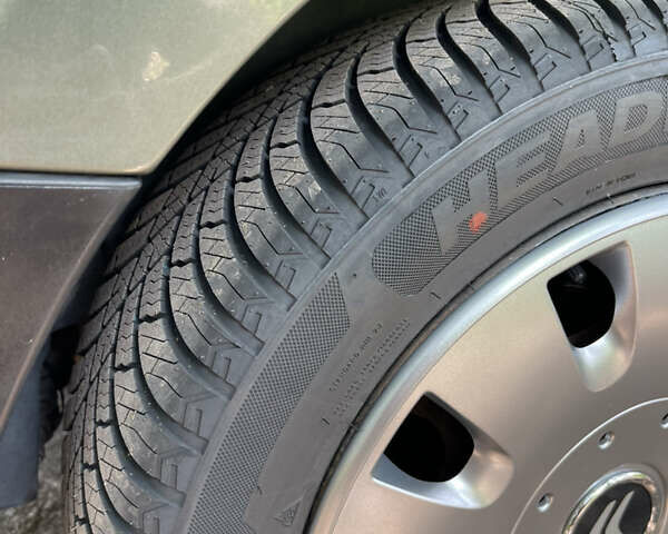 Зеленый Ситроен Берлинго, объемом двигателя 1.6 л и пробегом 230 тыс. км за 9700 $, фото 14 на Automoto.ua