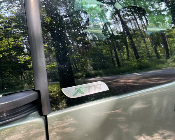 Зеленый Ситроен Берлинго, объемом двигателя 1.6 л и пробегом 230 тыс. км за 9700 $, фото 15 на Automoto.ua