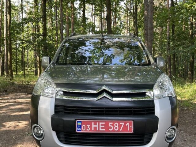 Зеленый Ситроен Берлинго, объемом двигателя 1.6 л и пробегом 230 тыс. км за 9300 $, фото 10 на Automoto.ua