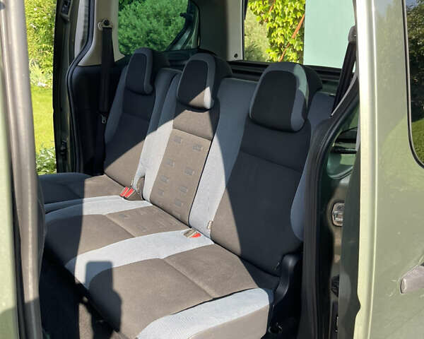 Зеленый Ситроен Берлинго, объемом двигателя 1.6 л и пробегом 230 тыс. км за 9700 $, фото 43 на Automoto.ua