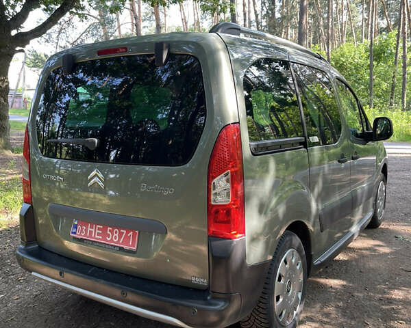 Зеленый Ситроен Берлинго, объемом двигателя 1.6 л и пробегом 230 тыс. км за 9700 $, фото 12 на Automoto.ua