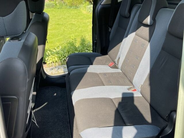 Зеленый Ситроен Берлинго, объемом двигателя 1.6 л и пробегом 230 тыс. км за 9300 $, фото 18 на Automoto.ua