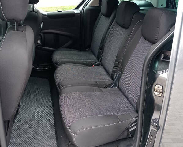 Зеленый Ситроен Берлинго, объемом двигателя 1.6 л и пробегом 240 тыс. км за 10500 $, фото 9 на Automoto.ua