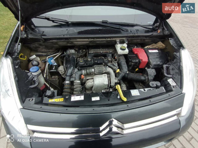 Зеленый Ситроен Берлинго, объемом двигателя 1.6 л и пробегом 240 тыс. км за 10500 $, фото 19 на Automoto.ua