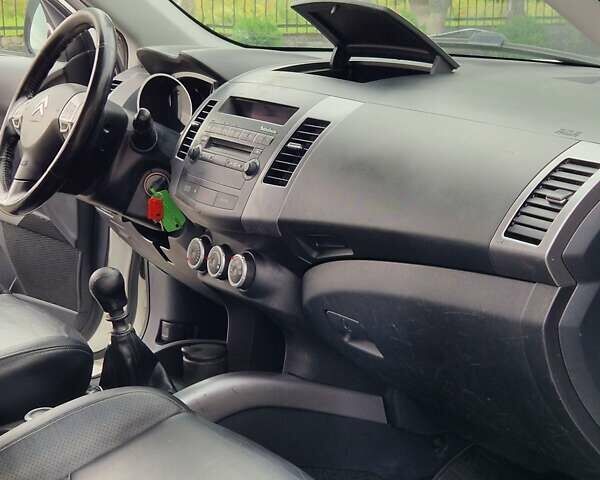 Ситроен С-Кроссер 2008 в Золочев на Automoto.ua Белый Ситроен С-Кроссер, объемом двигателя 2.2 л и пробегом 190 тыс. км за 8800 $, фото 26 на Automoto.ua