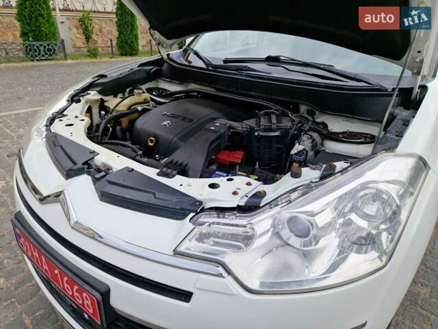 Ситроен С-Кроссер 2008 в Золочев на Automoto.ua Белый Ситроен С-Кроссер, объемом двигателя 2.2 л и пробегом 190 тыс. км за 8800 $, фото 36 на Automoto.ua