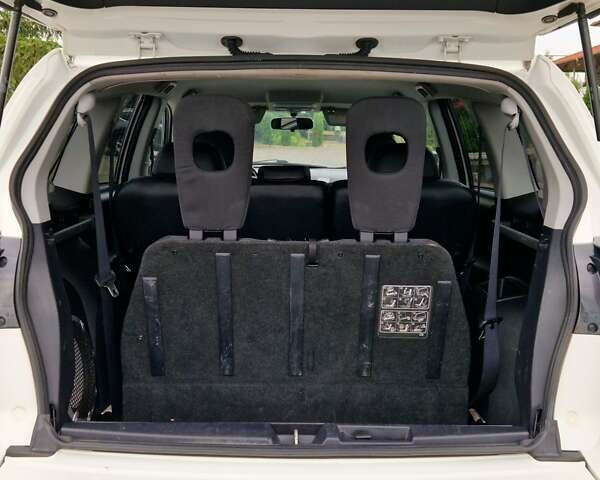 Ситроен С-Кроссер 2008 в Золочев на Automoto.ua Белый Ситроен С-Кроссер, объемом двигателя 2.2 л и пробегом 190 тыс. км за 8800 $, фото 35 на Automoto.ua