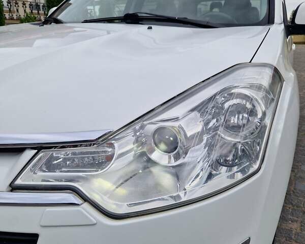 Ситроен С-Кроссер 2008 в Золочев на Automoto.ua Белый Ситроен С-Кроссер, объемом двигателя 2.2 л и пробегом 190 тыс. км за 8800 $, фото 41 на Automoto.ua