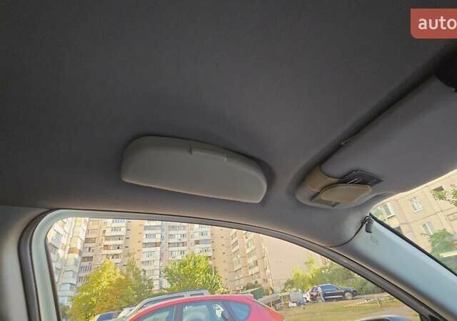 Білий Сітроен С-Кроссер, об'ємом двигуна 2.18 л та пробігом 244 тис. км за 9400 $, фото 58 на Automoto.ua