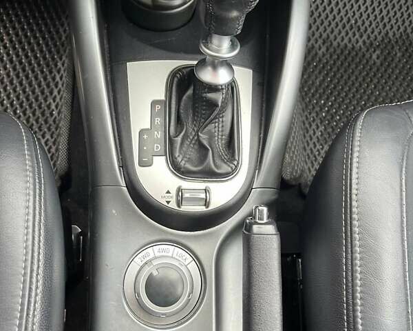 Білий Сітроен С-Кроссер, об'ємом двигуна 2.2 л та пробігом 231 тис. км за 10800 $, фото 11 на Automoto.ua