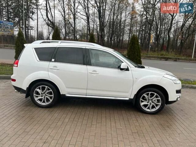 Білий Сітроен С-Кроссер, об'ємом двигуна 2.2 л та пробігом 231 тис. км за 10800 $, фото 2 на Automoto.ua