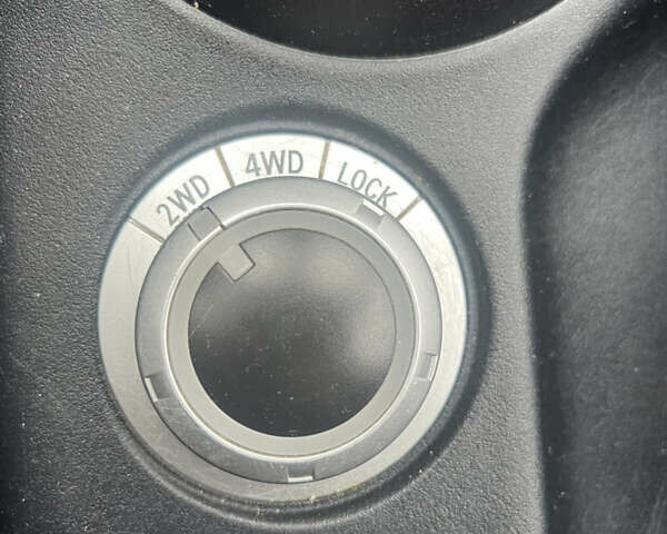 Білий Сітроен С-Кроссер, об'ємом двигуна 2.2 л та пробігом 232 тис. км за 9990 $, фото 21 на Automoto.ua