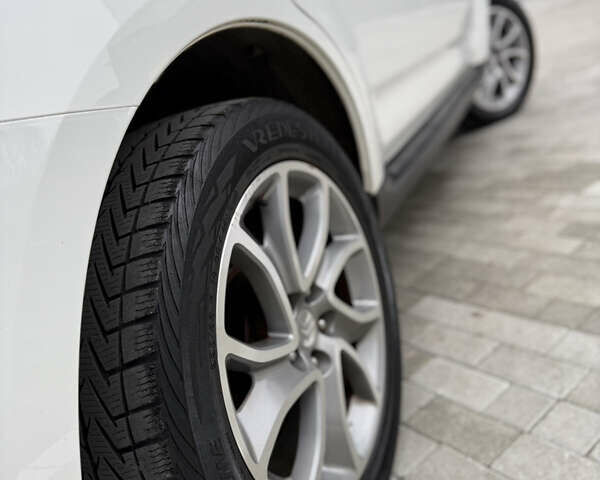 Белый Ситроен С-Кроссер, объемом двигателя 2.2 л и пробегом 209 тыс. км за 11000 $, фото 6 на Automoto.ua