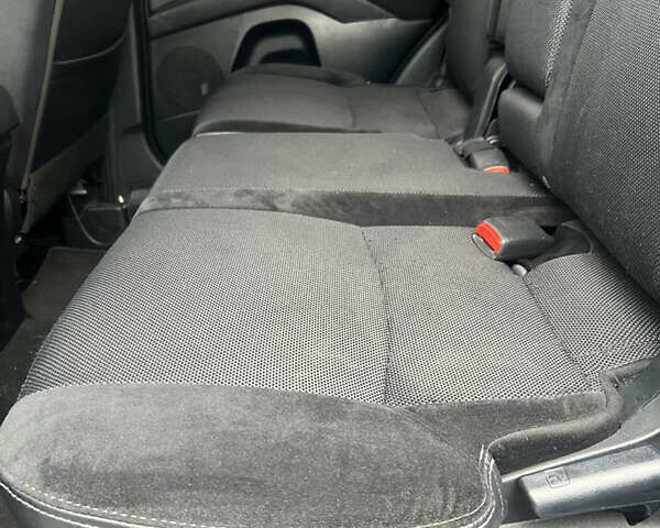 Білий Сітроен С-Кроссер, об'ємом двигуна 2.2 л та пробігом 232 тис. км за 9990 $, фото 25 на Automoto.ua