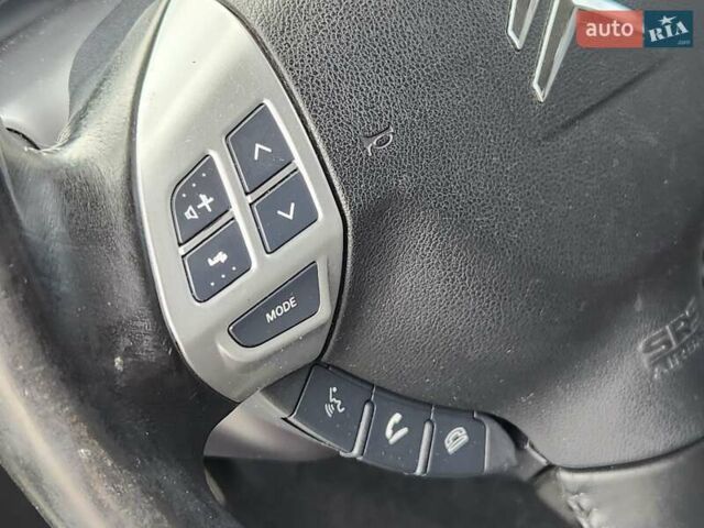Белый Ситроен С-Кроссер, объемом двигателя 2.2 л и пробегом 165 тыс. км за 11650 $, фото 96 на Automoto.ua