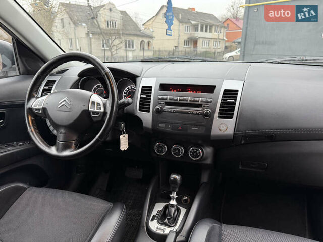 Белый Ситроен С-Кроссер, объемом двигателя 2.2 л и пробегом 209 тыс. км за 11000 $, фото 42 на Automoto.ua