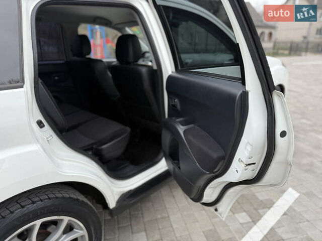 Белый Ситроен С-Кроссер, объемом двигателя 2.2 л и пробегом 209 тыс. км за 11000 $, фото 32 на Automoto.ua