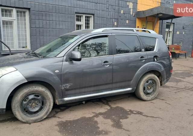 Черный Ситроен С-Кроссер, объемом двигателя 2.2 л и пробегом 247 тыс. км за 5500 $, фото 2 на Automoto.ua