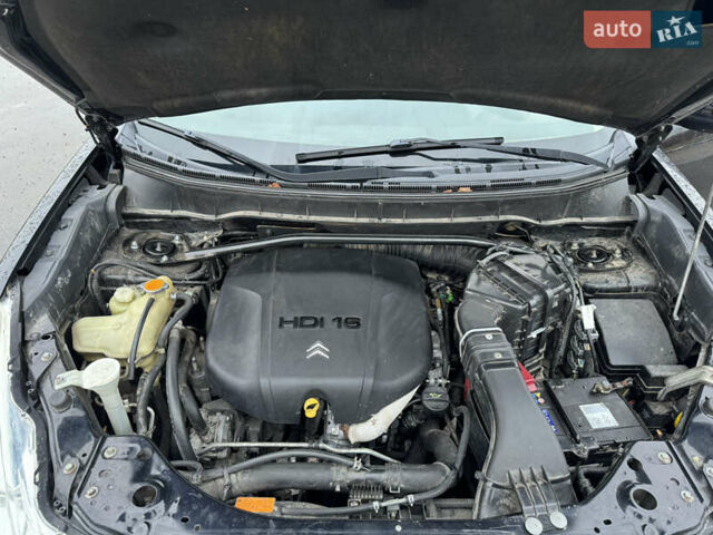 Чорний Сітроен С-Кроссер, об'ємом двигуна 2.18 л та пробігом 249 тис. км за 9100 $, фото 16 на Automoto.ua