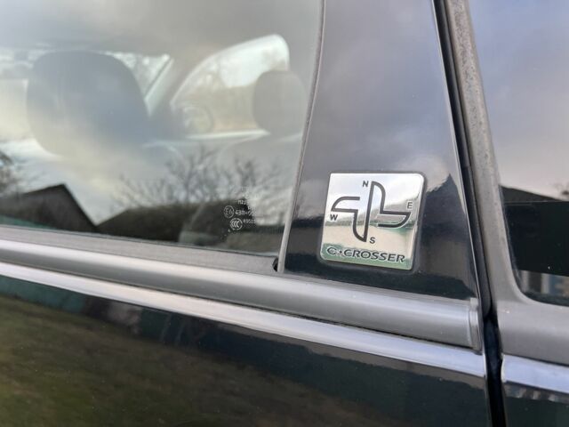 Чорний Сітроен С-Кроссер, об'ємом двигуна 2.2 л та пробігом 207 тис. км за 5299 $, фото 9 на Automoto.ua