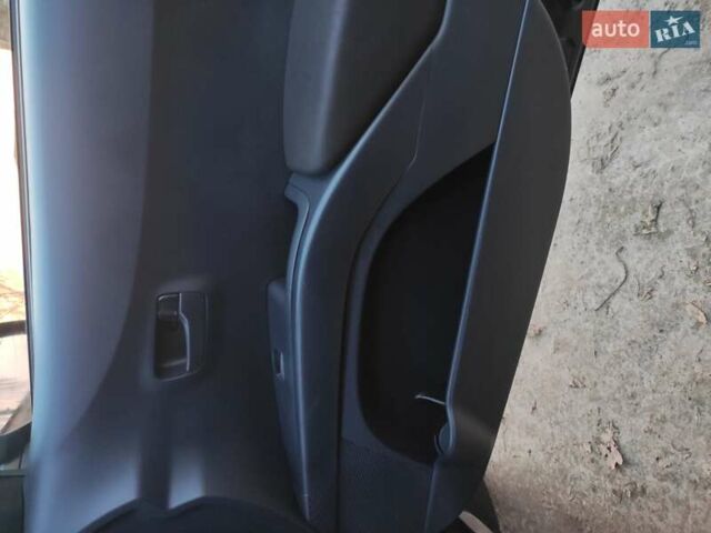 Чорний Сітроен С-Кроссер, об'ємом двигуна 2.2 л та пробігом 274 тис. км за 9300 $, фото 16 на Automoto.ua