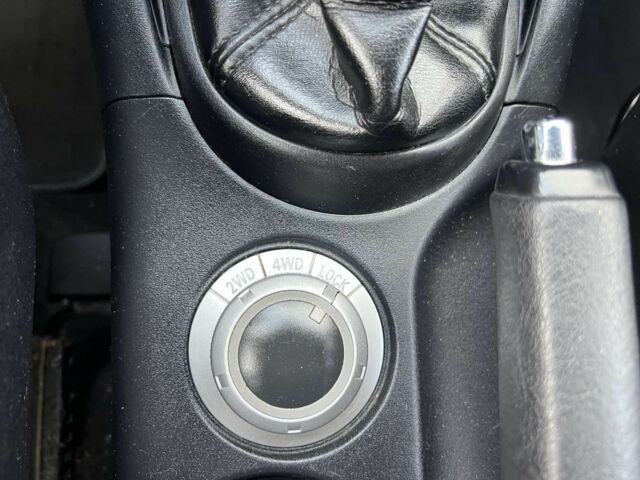 Чорний Сітроен С-Кроссер, об'ємом двигуна 2.2 л та пробігом 207 тис. км за 5299 $, фото 23 на Automoto.ua