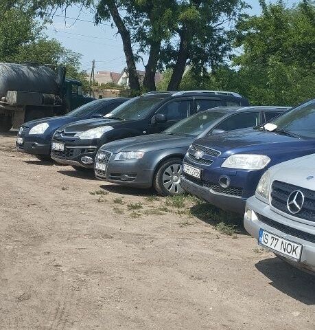Чорний Сітроен С-Кроссер, об'ємом двигуна 2 л та пробігом 226 тис. км за 5500 $, фото 5 на Automoto.ua