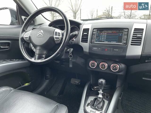 Черный Ситроен С-Кроссер, объемом двигателя 2.2 л и пробегом 267 тыс. км за 9500 $, фото 17 на Automoto.ua
