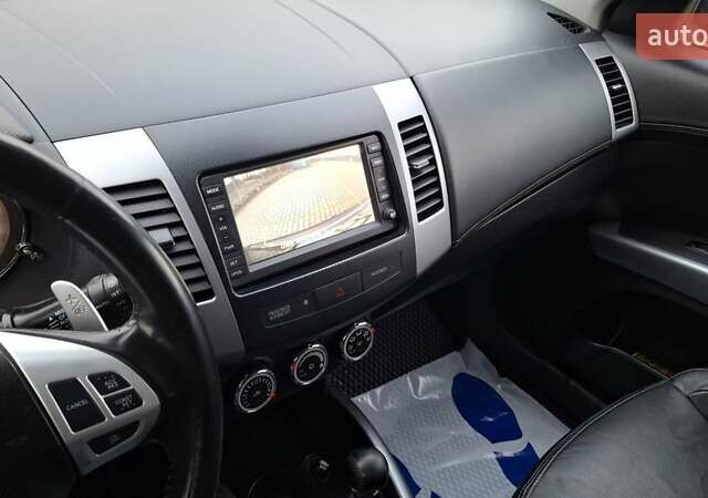 Черный Ситроен С-Кроссер, объемом двигателя 2.2 л и пробегом 279 тыс. км за 8999 $, фото 34 на Automoto.ua