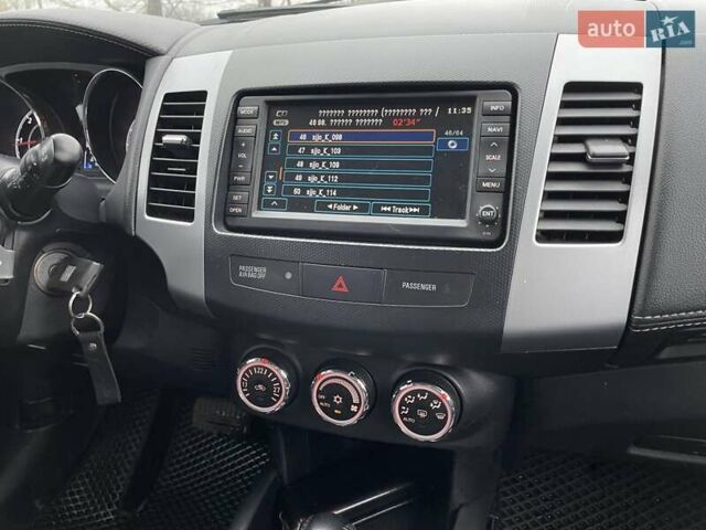 Черный Ситроен С-Кроссер, объемом двигателя 2.2 л и пробегом 267 тыс. км за 9500 $, фото 19 на Automoto.ua