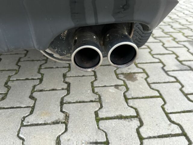 Черный Ситроен С-Кроссер, объемом двигателя 2.2 л и пробегом 217 тыс. км за 9999 $, фото 16 на Automoto.ua