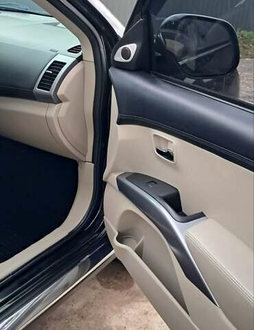 Черный Ситроен С-Кроссер, объемом двигателя 2.2 л и пробегом 287 тыс. км за 10600 $, фото 19 на Automoto.ua