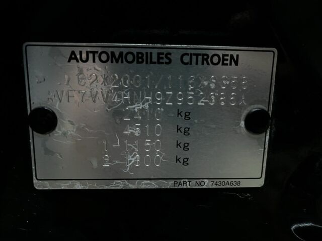 Черный Ситроен С-Кроссер, объемом двигателя 2.2 л и пробегом 218 тыс. км за 9300 $, фото 13 на Automoto.ua