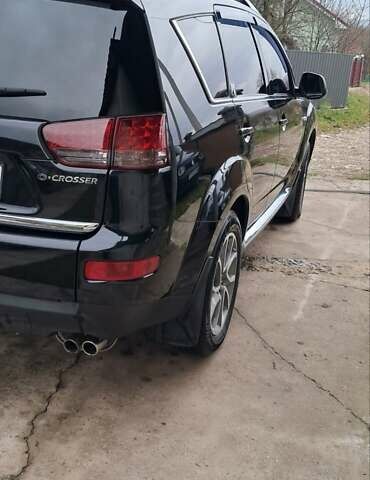 Черный Ситроен С-Кроссер, объемом двигателя 2.2 л и пробегом 287 тыс. км за 10600 $, фото 11 на Automoto.ua