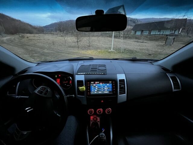 Черный Ситроен С-Кроссер, объемом двигателя 2.2 л и пробегом 218 тыс. км за 9300 $, фото 10 на Automoto.ua