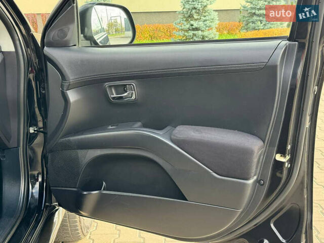 Черный Ситроен С-Кроссер, объемом двигателя 2.2 л и пробегом 237 тыс. км за 10250 $, фото 30 на Automoto.ua