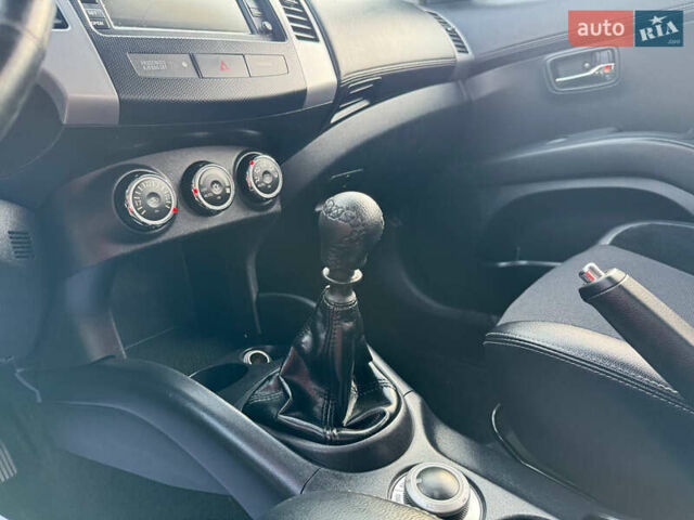 Черный Ситроен С-Кроссер, объемом двигателя 2.2 л и пробегом 237 тыс. км за 10250 $, фото 35 на Automoto.ua