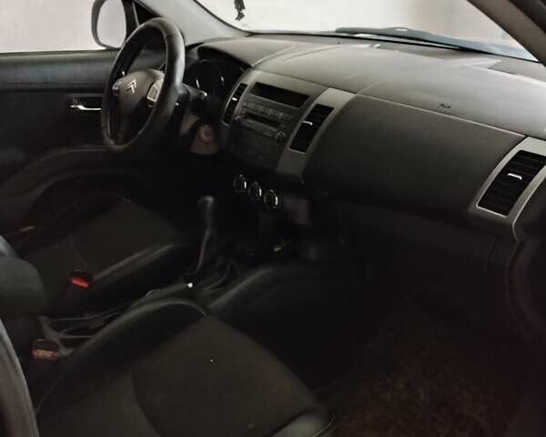 Черный Ситроен С-Кроссер, объемом двигателя 2.36 л и пробегом 104 тыс. км за 9000 $, фото 3 на Automoto.ua