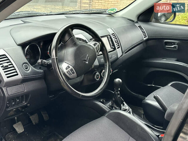 Черный Ситроен С-Кроссер, объемом двигателя 2.2 л и пробегом 231 тыс. км за 9699 $, фото 14 на Automoto.ua