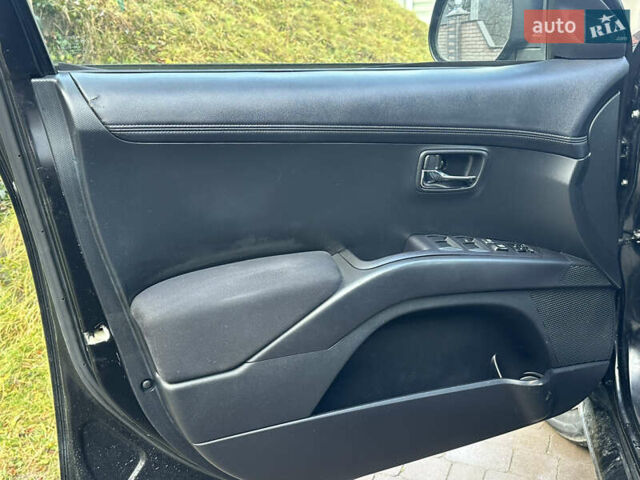 Черный Ситроен С-Кроссер, объемом двигателя 2.2 л и пробегом 236 тыс. км за 9900 $, фото 15 на Automoto.ua