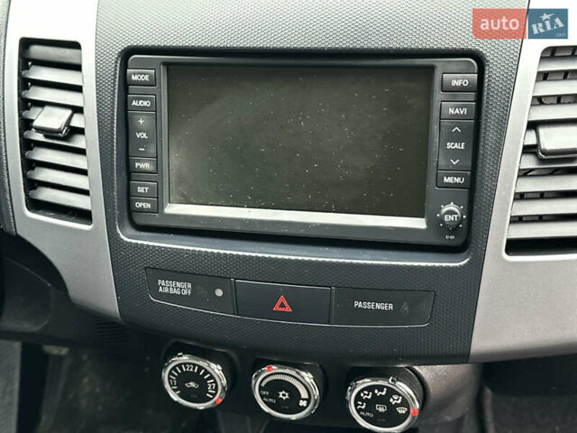 Черный Ситроен С-Кроссер, объемом двигателя 2.2 л и пробегом 231 тыс. км за 9699 $, фото 16 на Automoto.ua