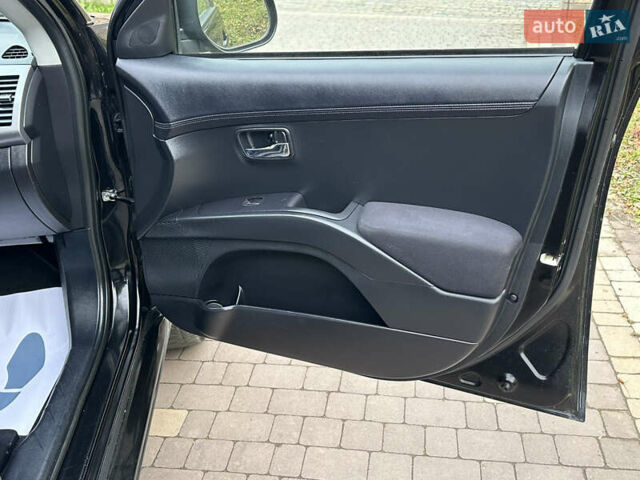 Черный Ситроен С-Кроссер, объемом двигателя 2.2 л и пробегом 236 тыс. км за 9990 $, фото 40 на Automoto.ua