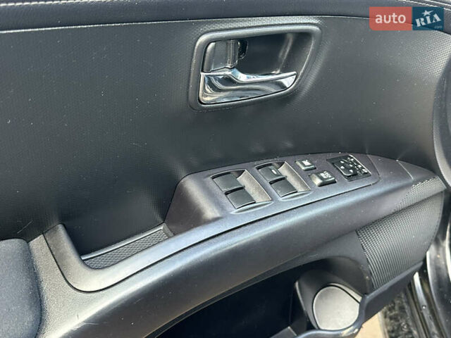 Черный Ситроен С-Кроссер, объемом двигателя 2.2 л и пробегом 236 тыс. км за 9900 $, фото 17 на Automoto.ua